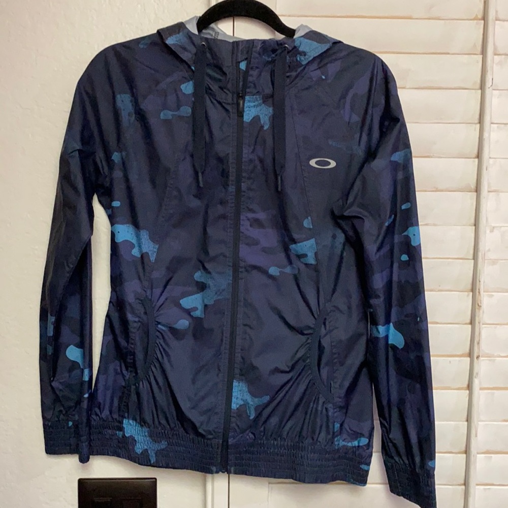 Oakley windbreaker